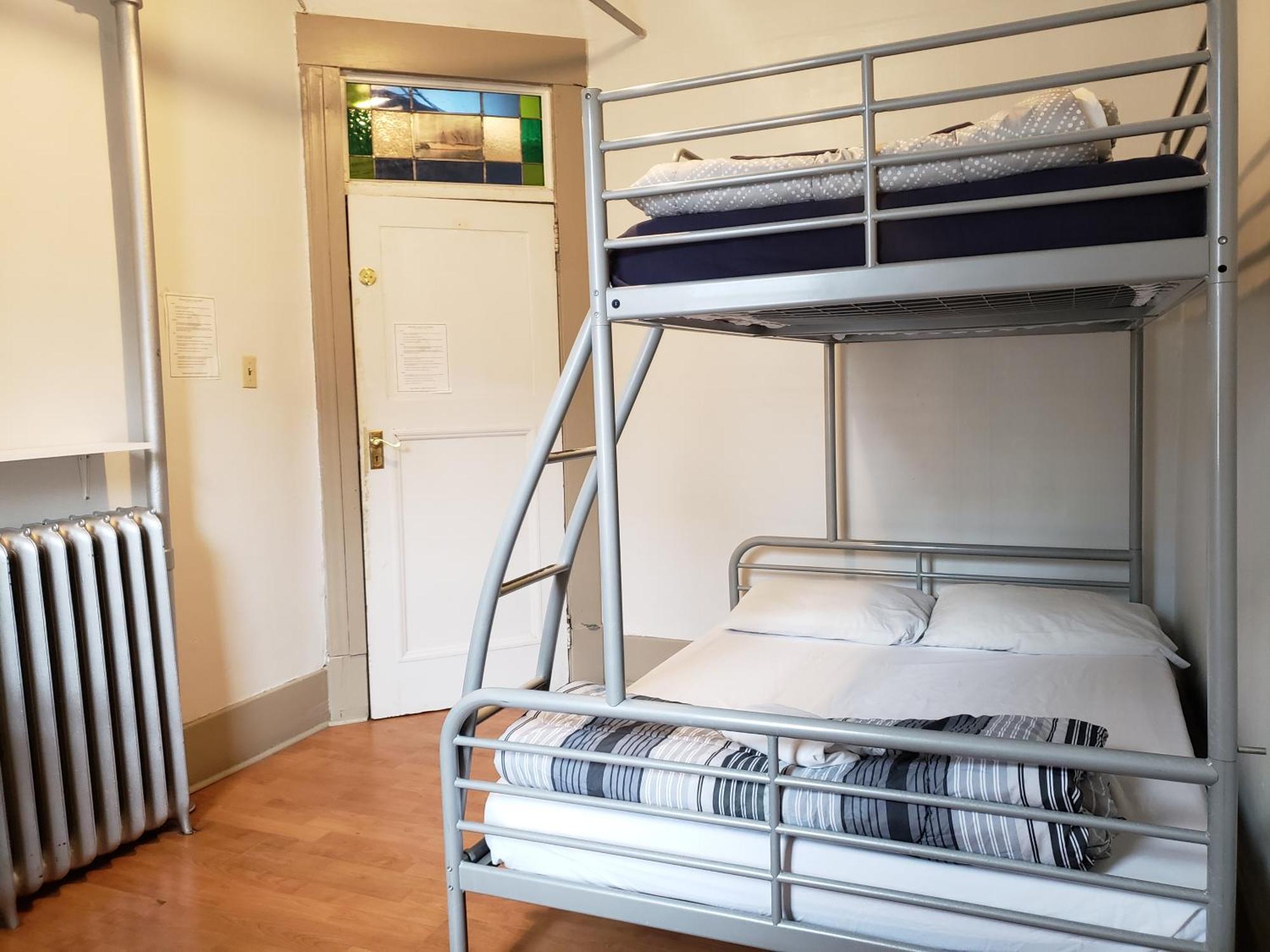 St Clair Hostel Vancouver Bagian luar foto