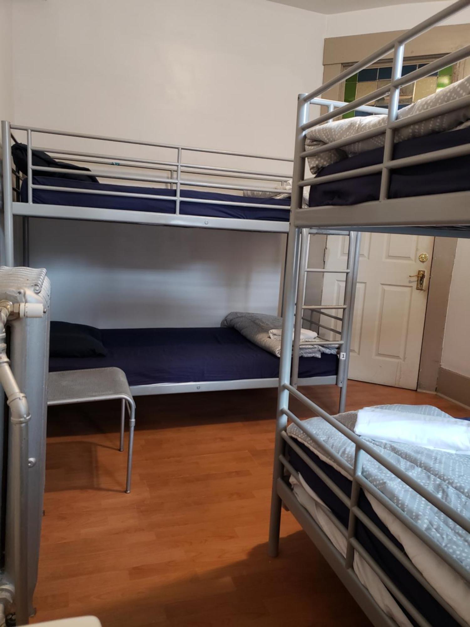 St Clair Hostel Vancouver Bagian luar foto