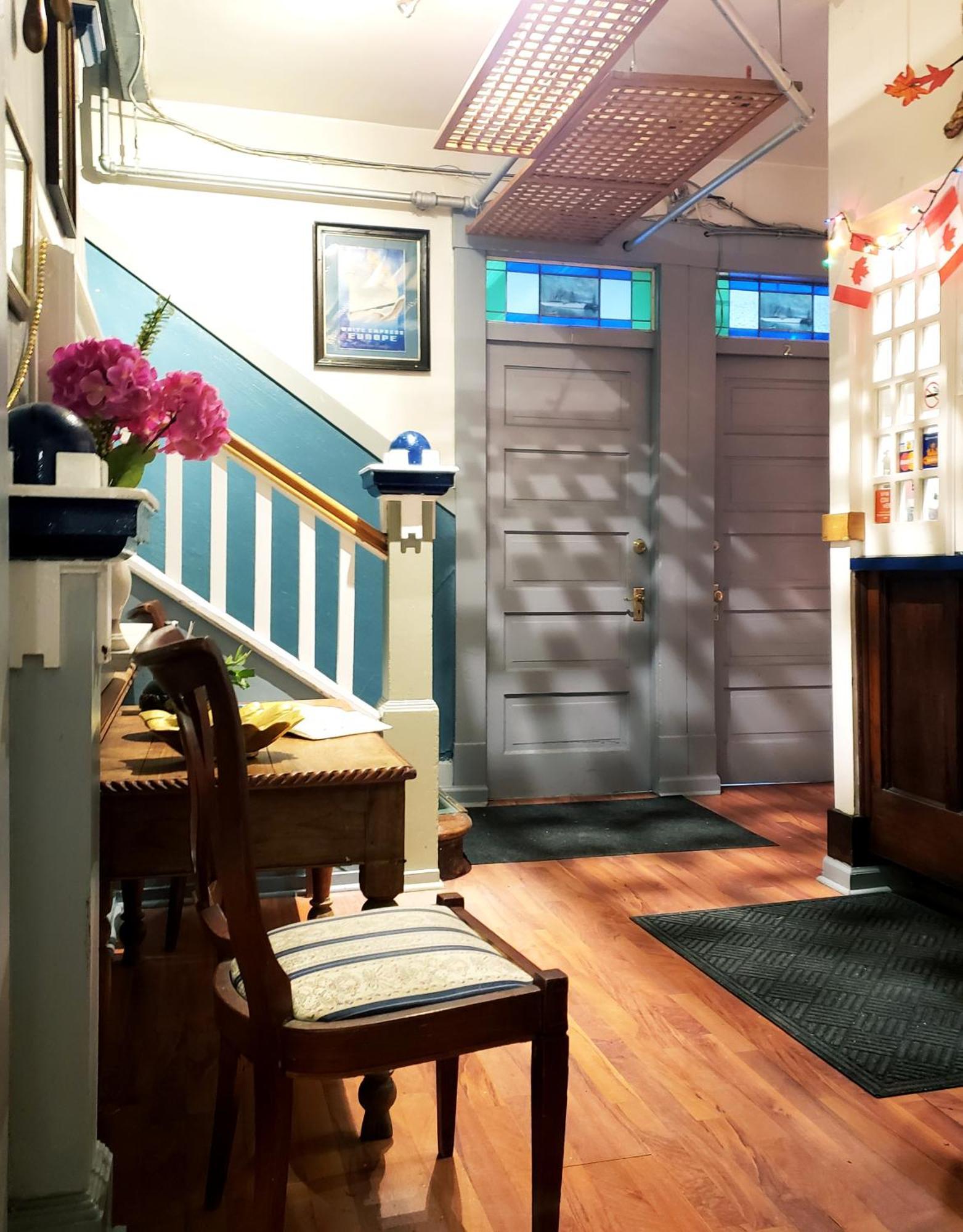 St Clair Hostel Vancouver Bagian luar foto